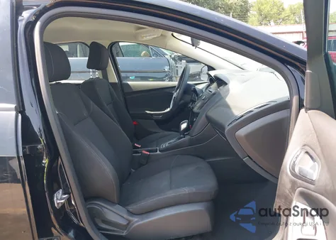 2016 Ford Focus Se из США, поврежденный, VIN 1FADP3F20GL336611